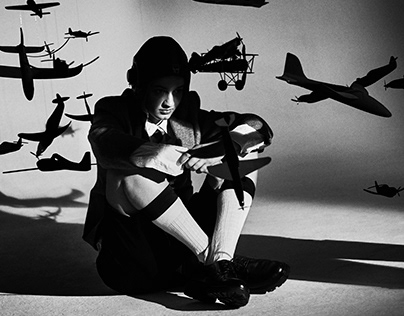 Ирина Шейк опубликовала фотографии с отдыха в прозрачном платье