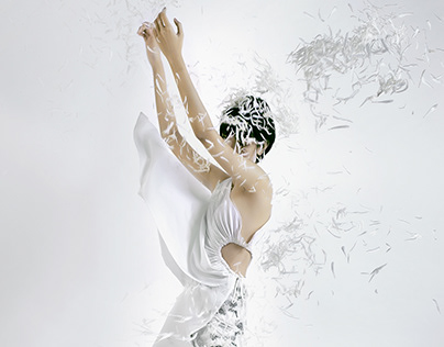 Брянские автоинспекторы размещают внутри пассажирских автобусов информационные плакаты по детской безопасности